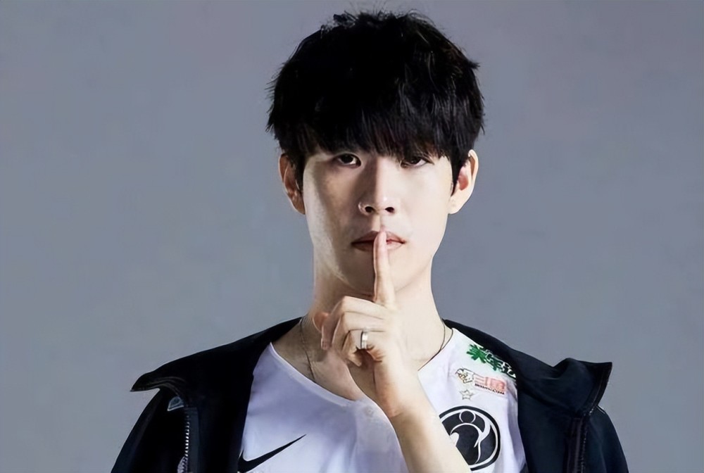 路发挥其速 路发挥其速